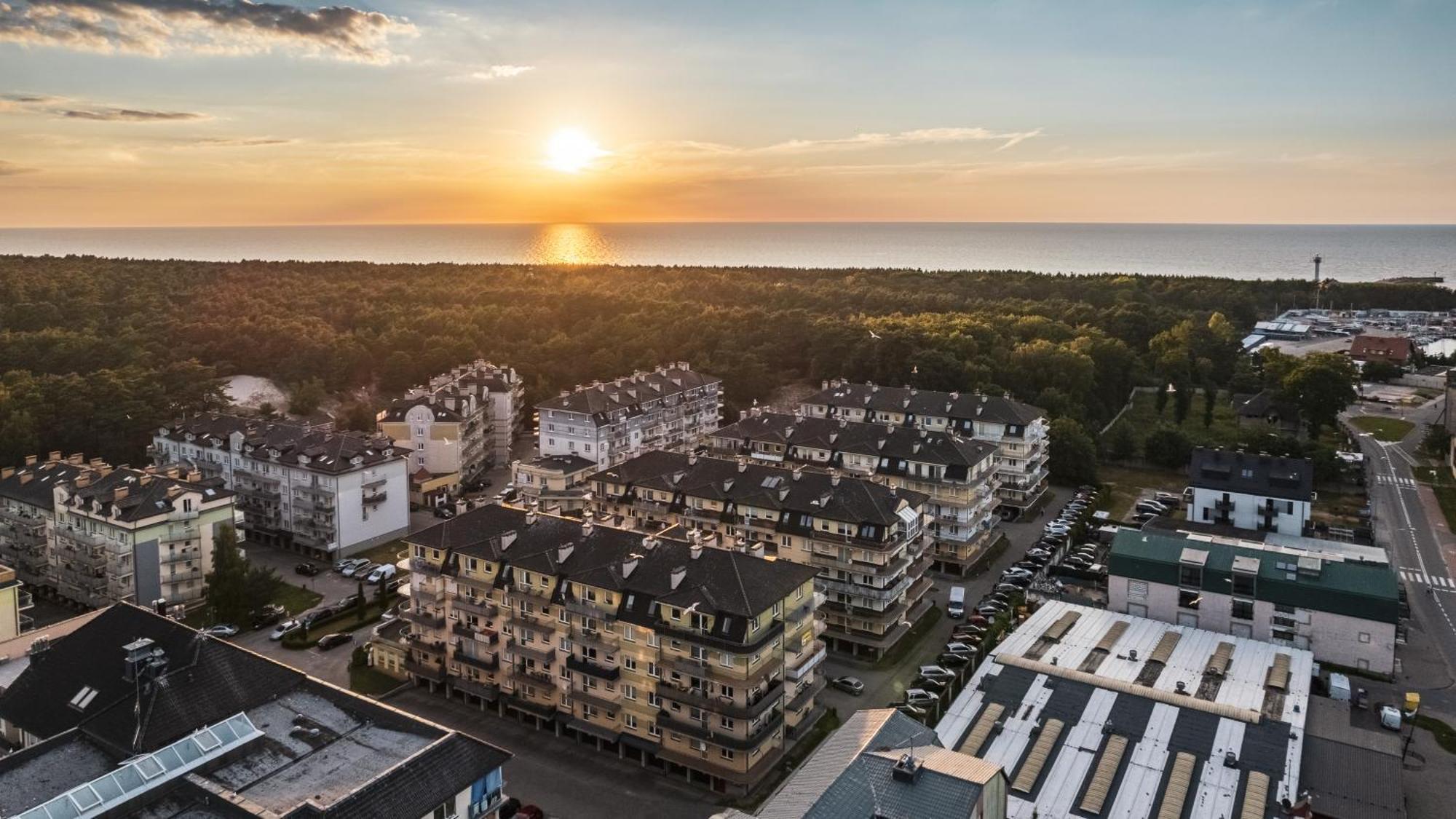 Apartamenty Sun & Snow Na Wydmie W Poblizu Plazy I Molo Ustka Exterior photo